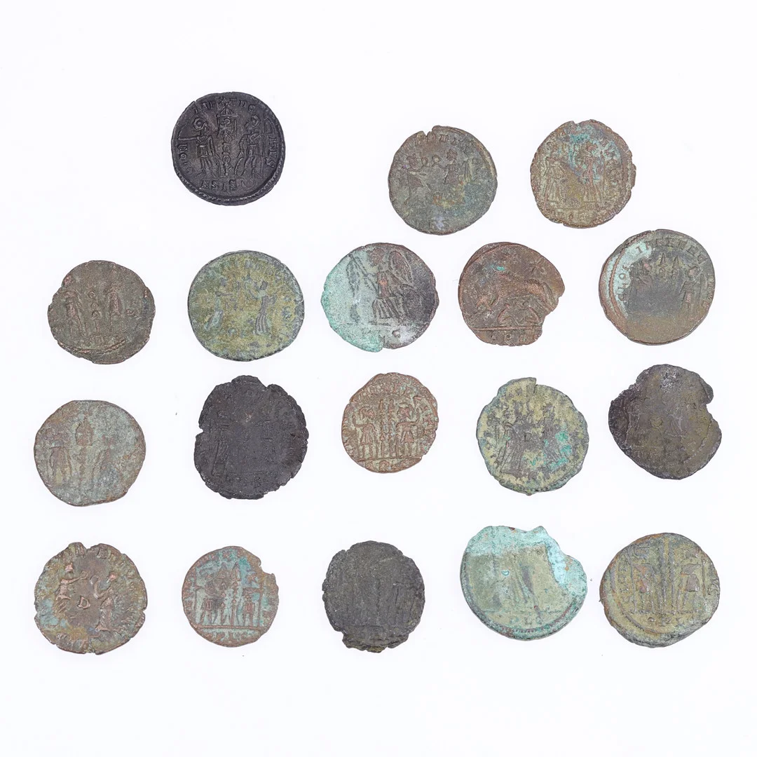 ROMAN COINS - BRONZE CONSTANTINE COINS, AND ORTHER BRONZE ROMAN COINS. (18). — Coins & Banknotes — Young's Auctions