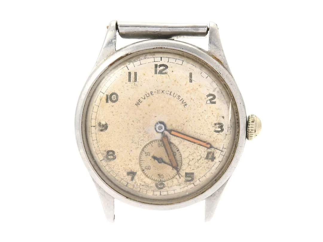 REVUE-EXCLUSIVE, herrur, 34 mm, Boett nr. 331294, stål, manuell, plexiglas, liten sekundvisare, skadad urtavla, defekt, ca 1950 — Klockor/Övriga klockor — Kaplans