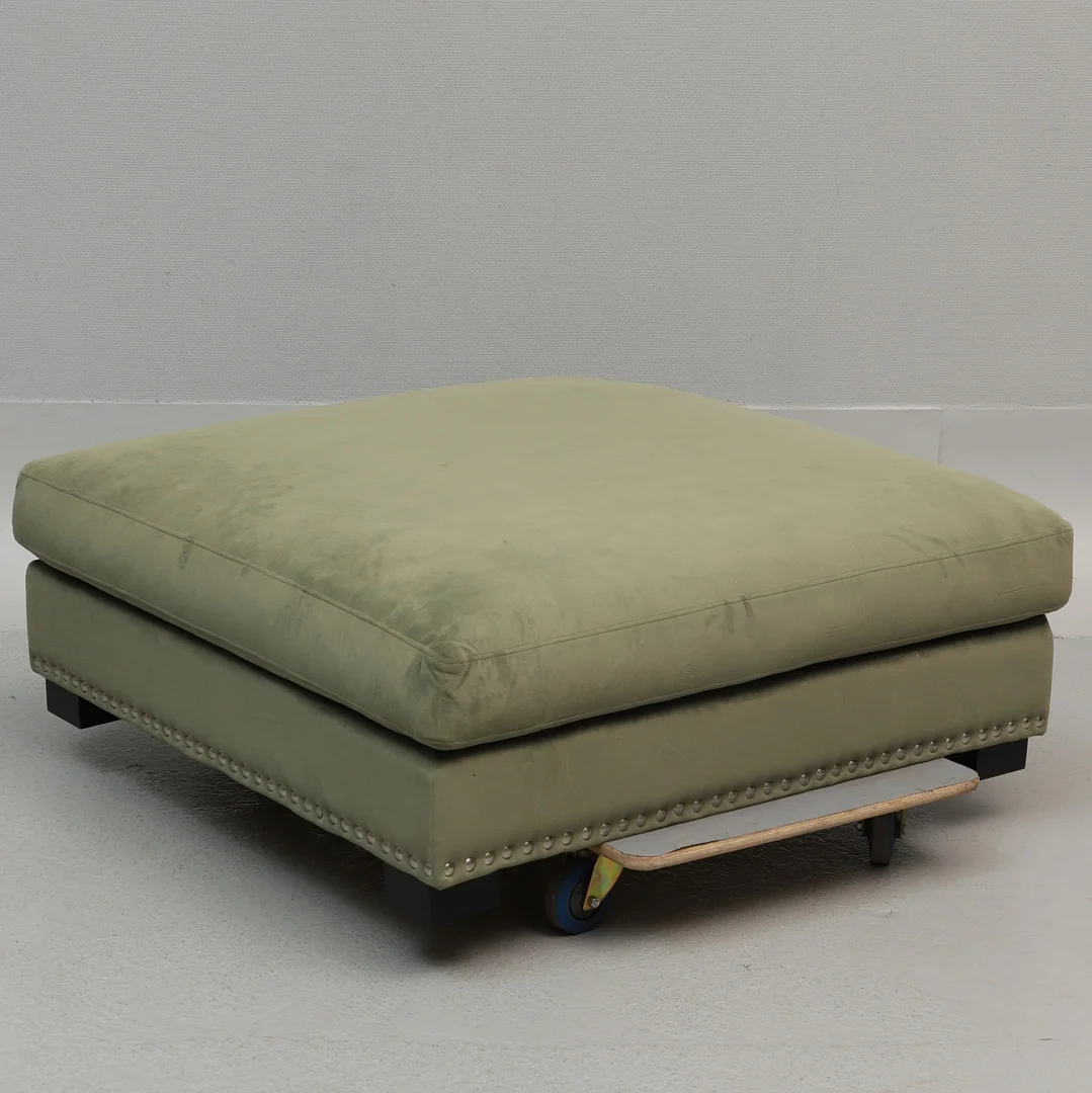 FOTPALL, "Valen", Sweef, samtida. — Armchairs & Chairs — Ekenbergs Auktioner