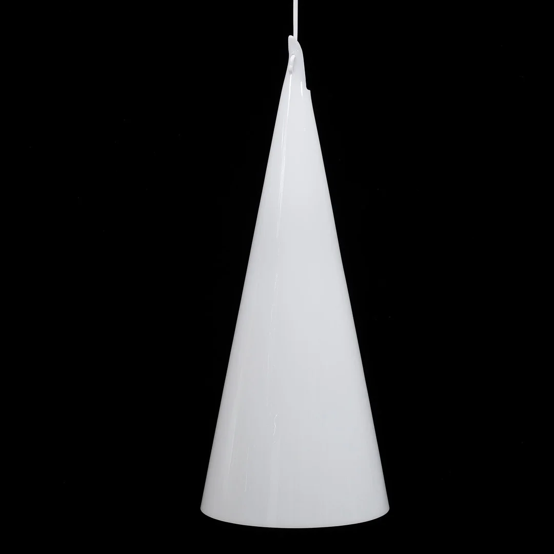 TAKLAMPA, "Struten", plast, Ateljé Lyktan, Åhus, 2000-tal. — Ceiling lights — Växjö Auktionskammare