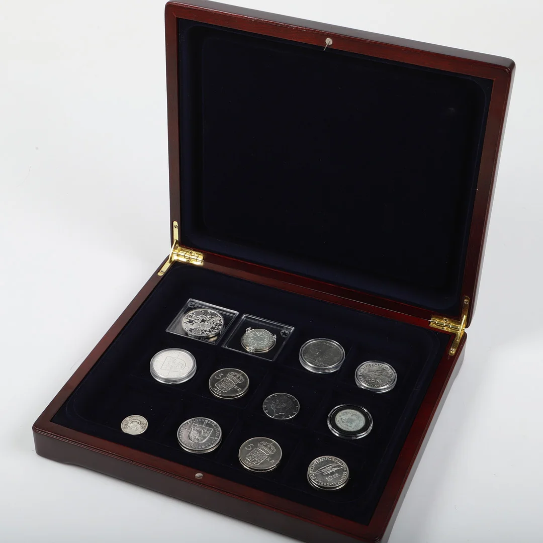 MYNT, 17 stycken, Sverige m. m. — Coins & Banknotes — Helsingborgs Auktionskammare