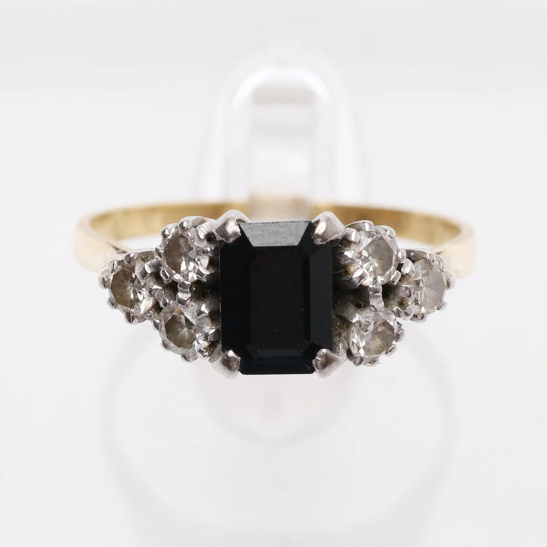 A YELLOW METAL, PLATINUM, SAPPHIRE AND DIAMOND RING, SIZE Q, MARKED 18C, 3.64 GRAMS. — Rings — Young's Auctions