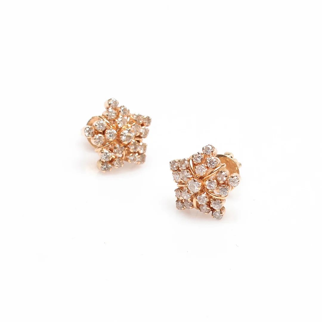 ÖRHÄNGEN, ett par, 18k guld samt diamanter, totalvikt ca 2,3g Malaysia. — Earrings — Gomér & Andersson Linköping