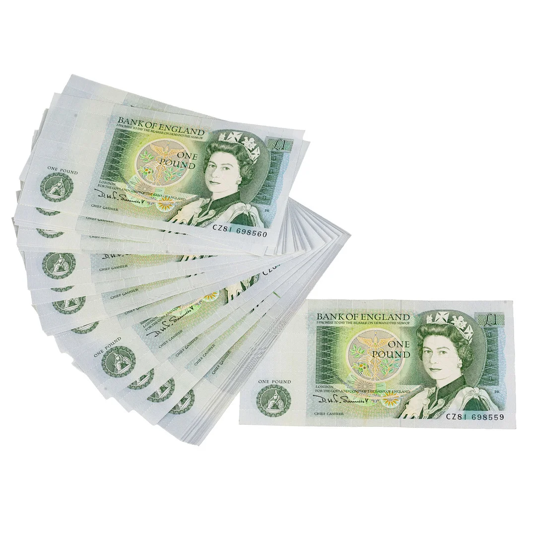 CONSECUTIVE RUN OF 100 UNCIRCULATED £1 BANKNOTES, D.H.F. SOMERSET. — Coins & Banknotes — Griffin’s Auctioneers