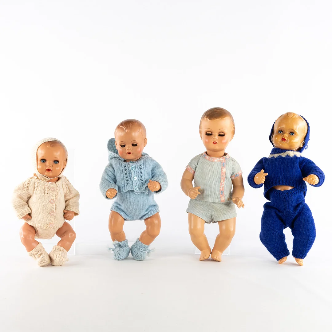 DOCKOR, 4 st, 1950-tal. — Dolls & Teddybears — Karljohan Auktioner