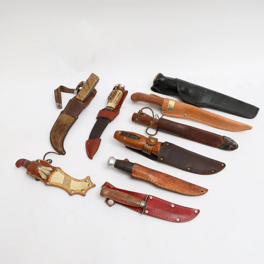 KNIVAR 9st, Mora, Carl schlieper Solingen, med flera. — Edged weapons — Falun Auktionsbyrå