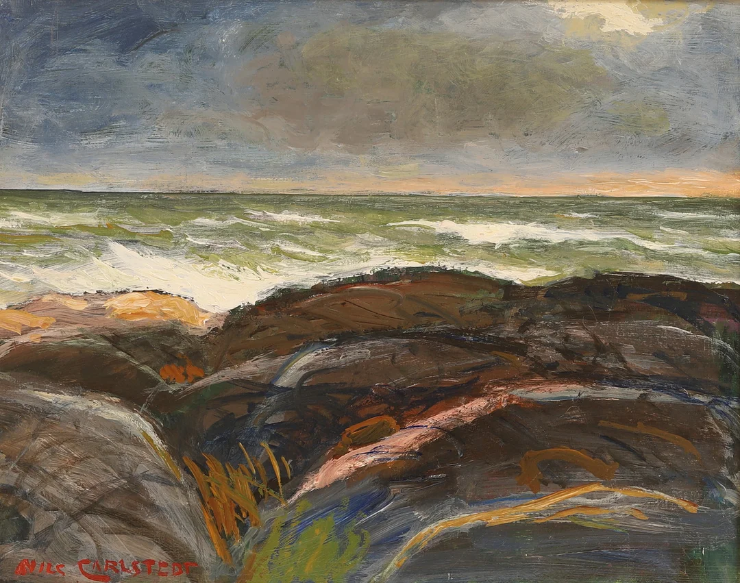 NILS CARLSTEDT. Olja på pannå, motiv från Älgö, signerad. — Paintings — RA Auktionsverket Norrköping