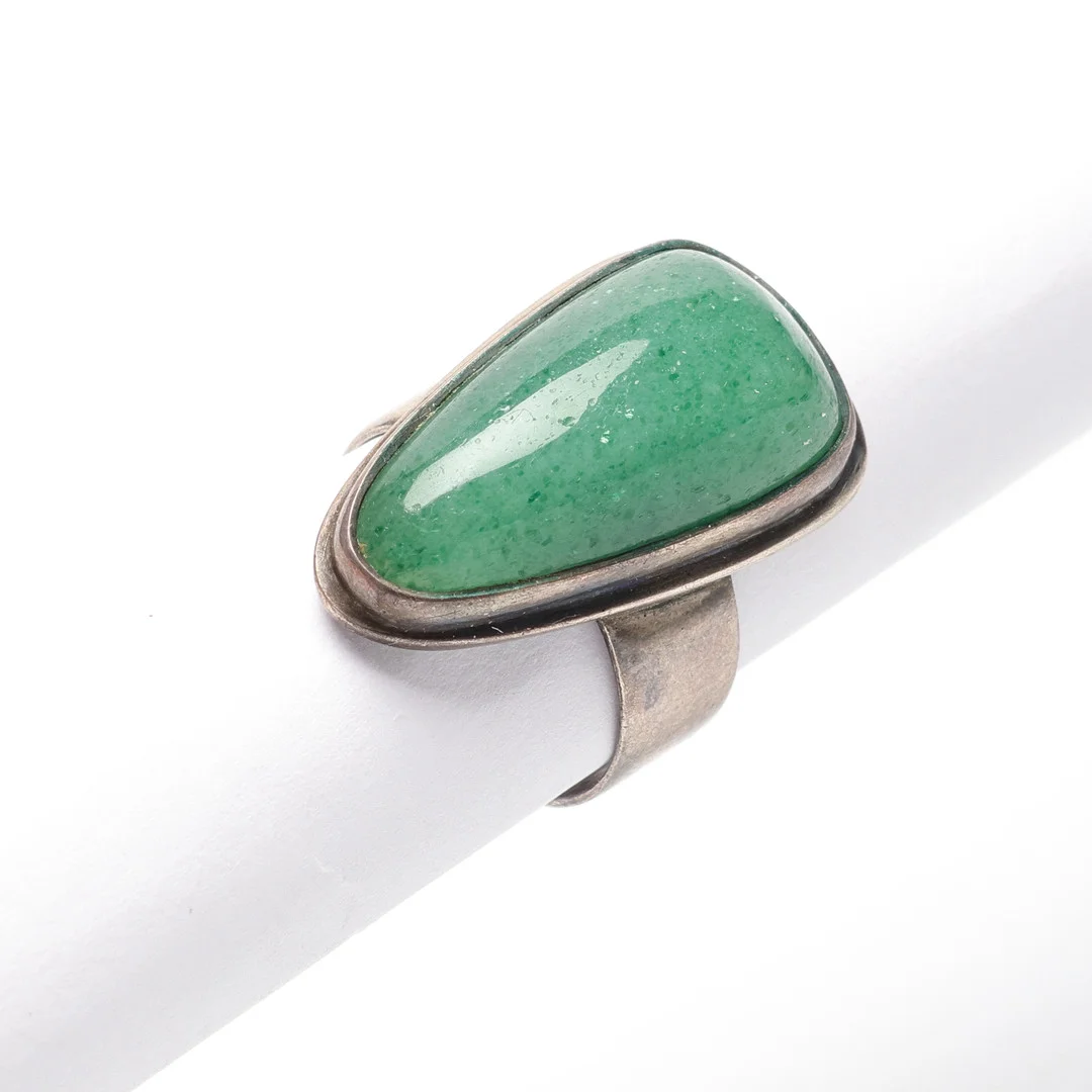 RING, grön sten. silver. — Silver — Gomér & Andersson Linköping