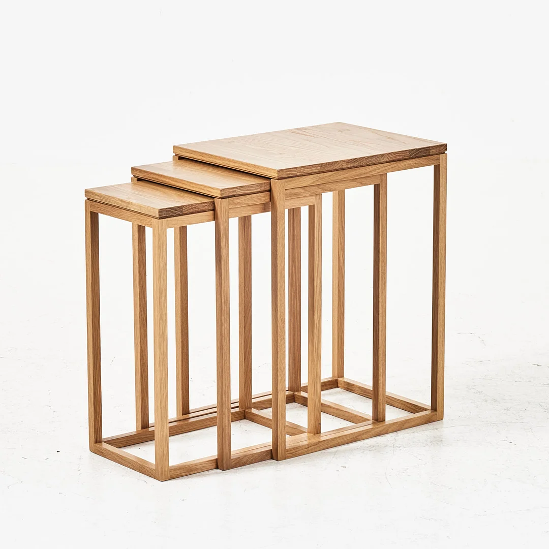 ULLA CHRISTIANSSON. "Trio", satsbord, 3 dlr, Karl Andersson & Söner, formgivningsår 1998, ek. — Tables — Stockholms Auktionsverk Magasin 5