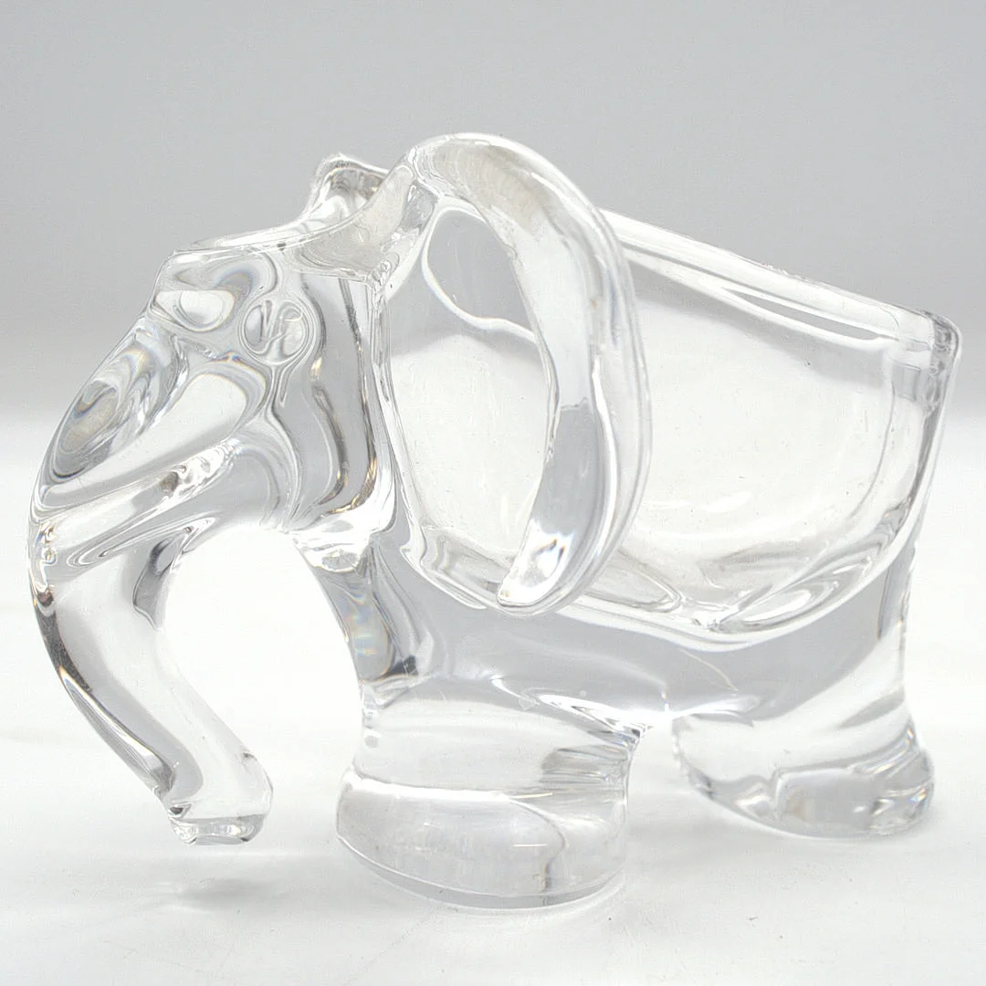 ART VANNES KRISTAL-GLASSSCHALE IN FORM EINES PLASTISCHEN ELEFANTEN FRANKREICH UM 1950. — Art glass — Kunst- und Auktionshaus Kleinhenz