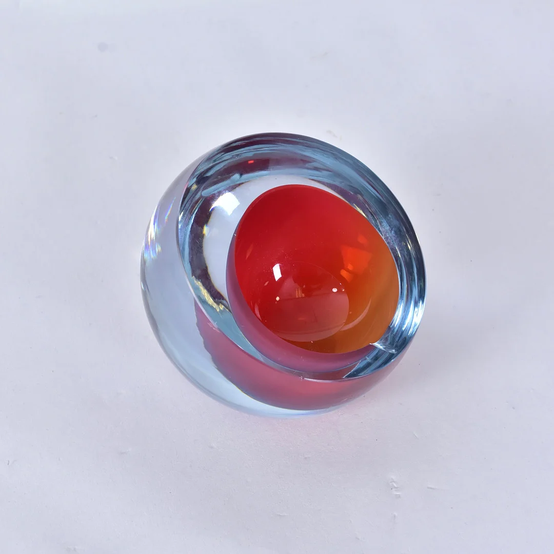 SKULPTUR/BREVPRESS, glas, Strömbergshyttan. — Art glass — Halmstads Auktionskammare