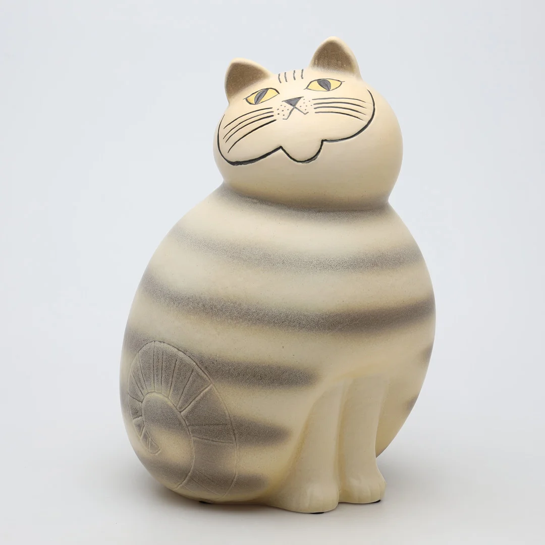 LISA LARSON. FIGURIN, stengods, katt, "Mia Maxi", Gustavsberg, K-studion. — European — Borås Auktionshall