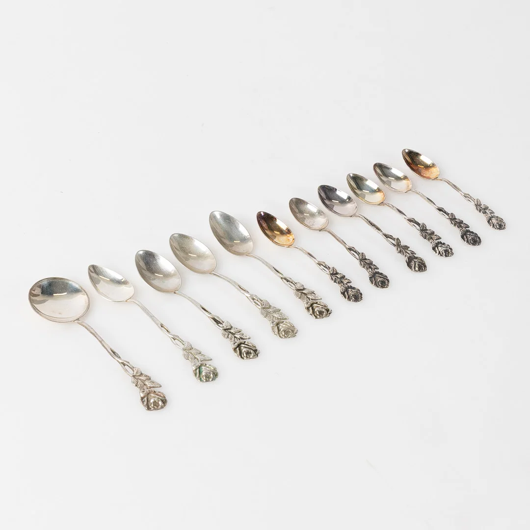 SKEDAR, 11 delar, Rosen, silver, Stiltenn Sven Carlsson / Wewe, 1900-talets mitt. — Silver — Stockholms Auktionsverk Helsingborg