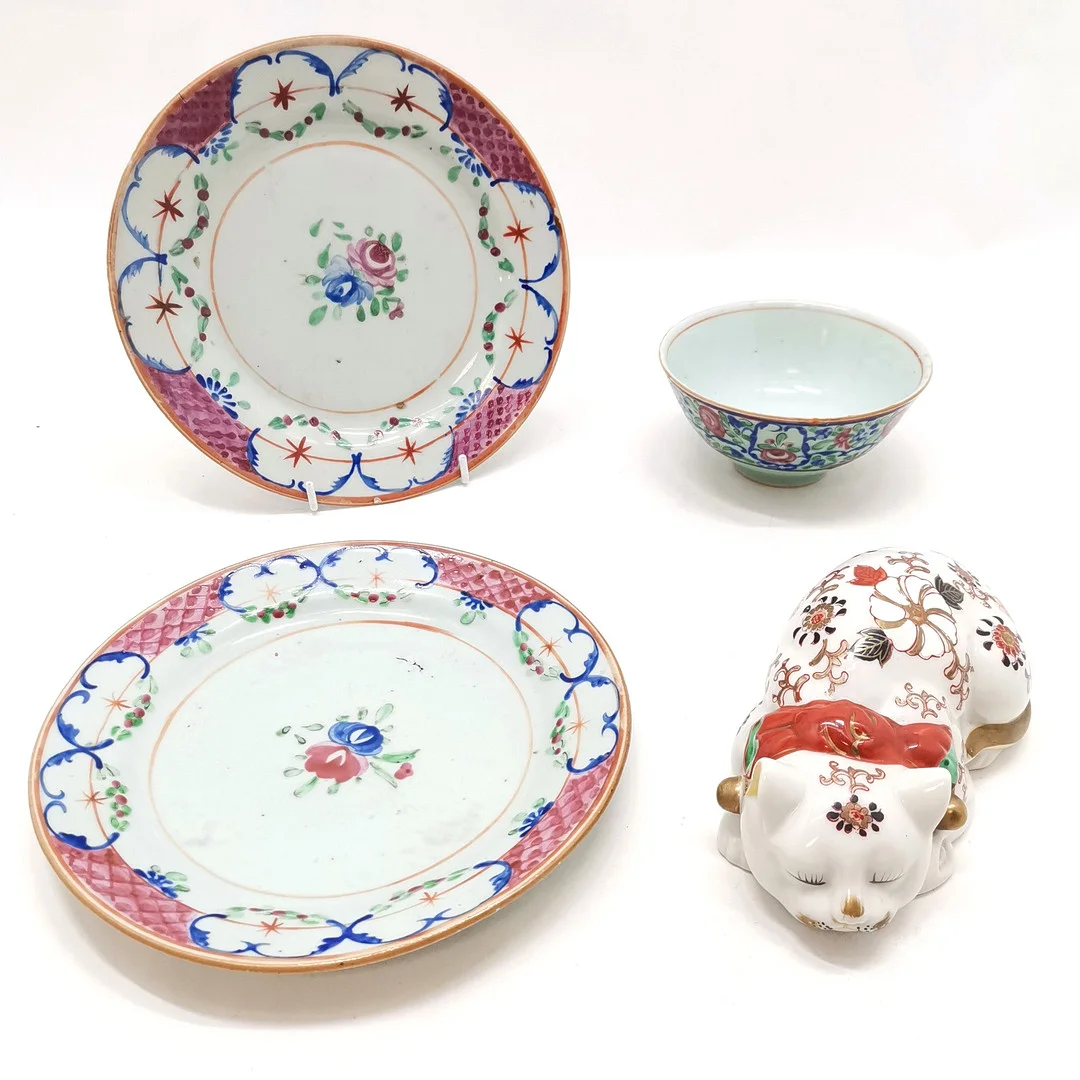 2X ORIENTAL FAMILLE ROSE PLATES + BOWL (ORIENTAL). — Ceramics & Porcelain — Acreman St Auctioneers & Valuers
