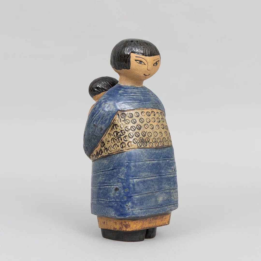 LISA LARSON. Figurin, "Japanska", delvis glaserat stengods, Gustavsberg. — European — Garpenhus Auktioner