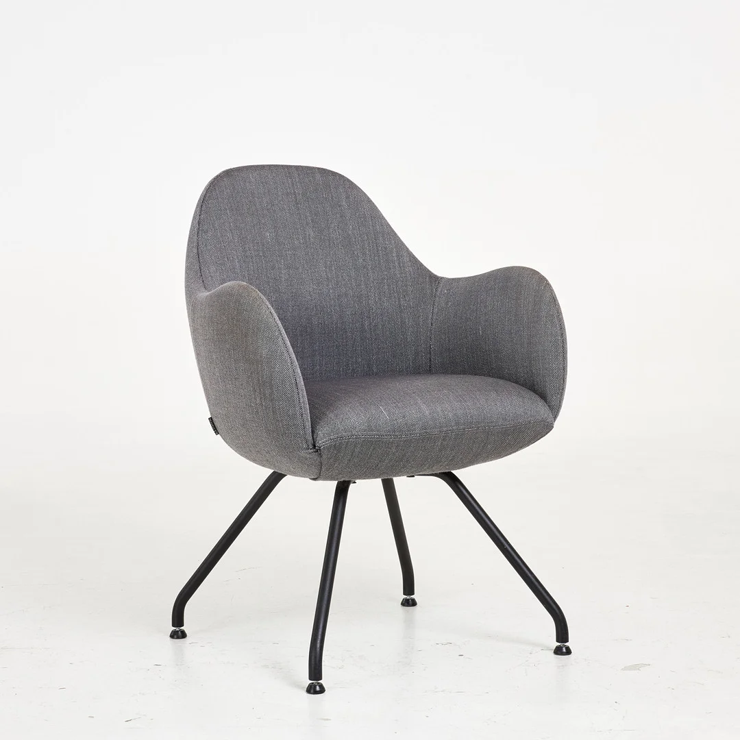 STEFAN BORSELIUS. Fåtölj, "Wilmer", för Blå Station, grå textelklädsel, etikettmärkt. — Armchairs & Chairs — Stockholms Auktionsverk Sickla