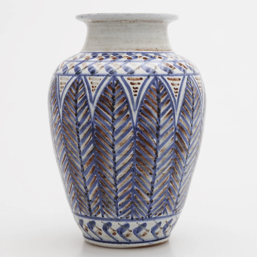 VAS, keramik, L. Hjorts Terracottafabrik, Danmark, 1900-talets andra hälft. — European — Växjö Auktionskammare