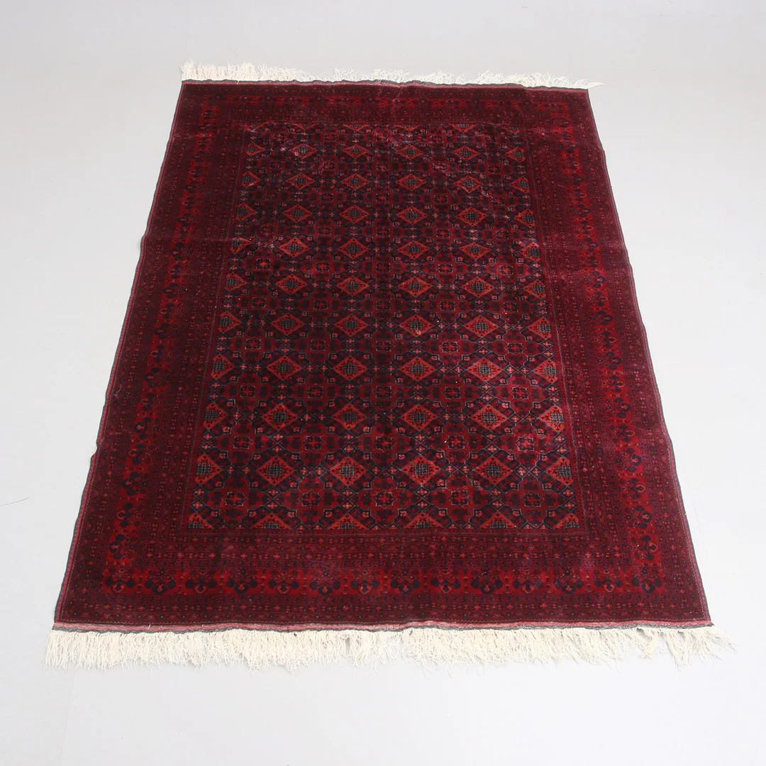 ORIENTALISK MATTA, Afghan, ca 270 x 200 cm. — Oriental Carpets & Textiles — Auktionshuset Thelin & Johansson