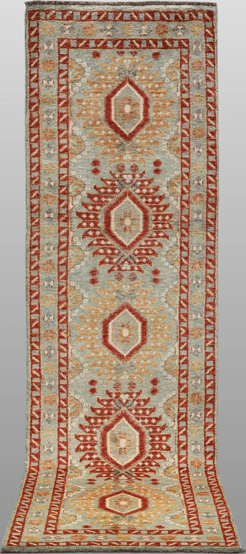 MATTA, orientalisk, galleri, 292 x 81 cm. — Oriental Carpets & Textiles — Helsingborgs Auktionskammare