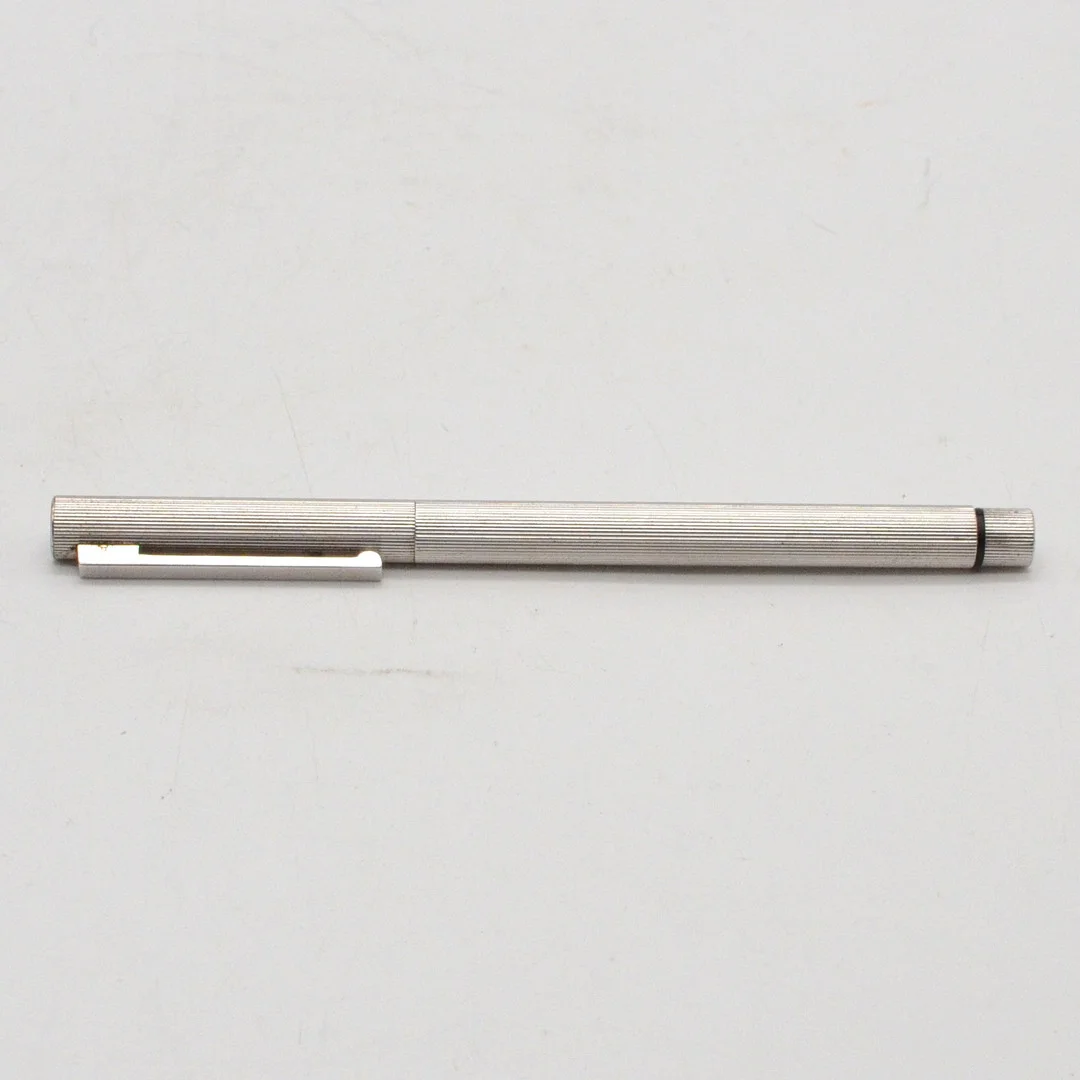 LAMY, FÜLLFEDERHALTER, STERLINGSILBER, FEDER AUS 585ER WEISSGOLD, SPÄTE 20. JAHRHUNDERT. — Pens — Kunst- und Auktionshaus Kleinhenz