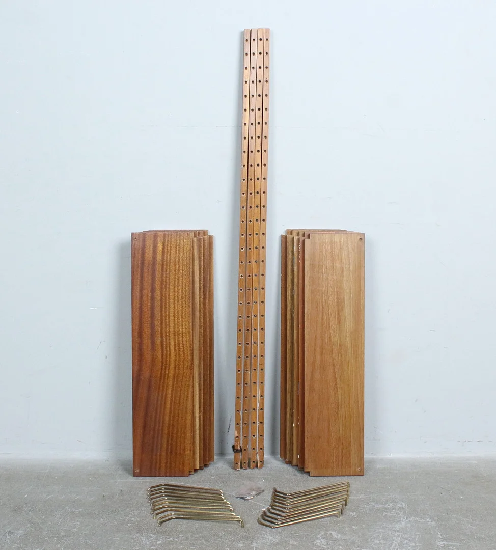 POUL CADOVIOUS. Mid Century Regalsystem 'Royal System', Teak, 1970er, Dänemark. — Cupboards, Cabinets & Shelves — Stockholms Auktionsverk Düsseldorf/Neuss