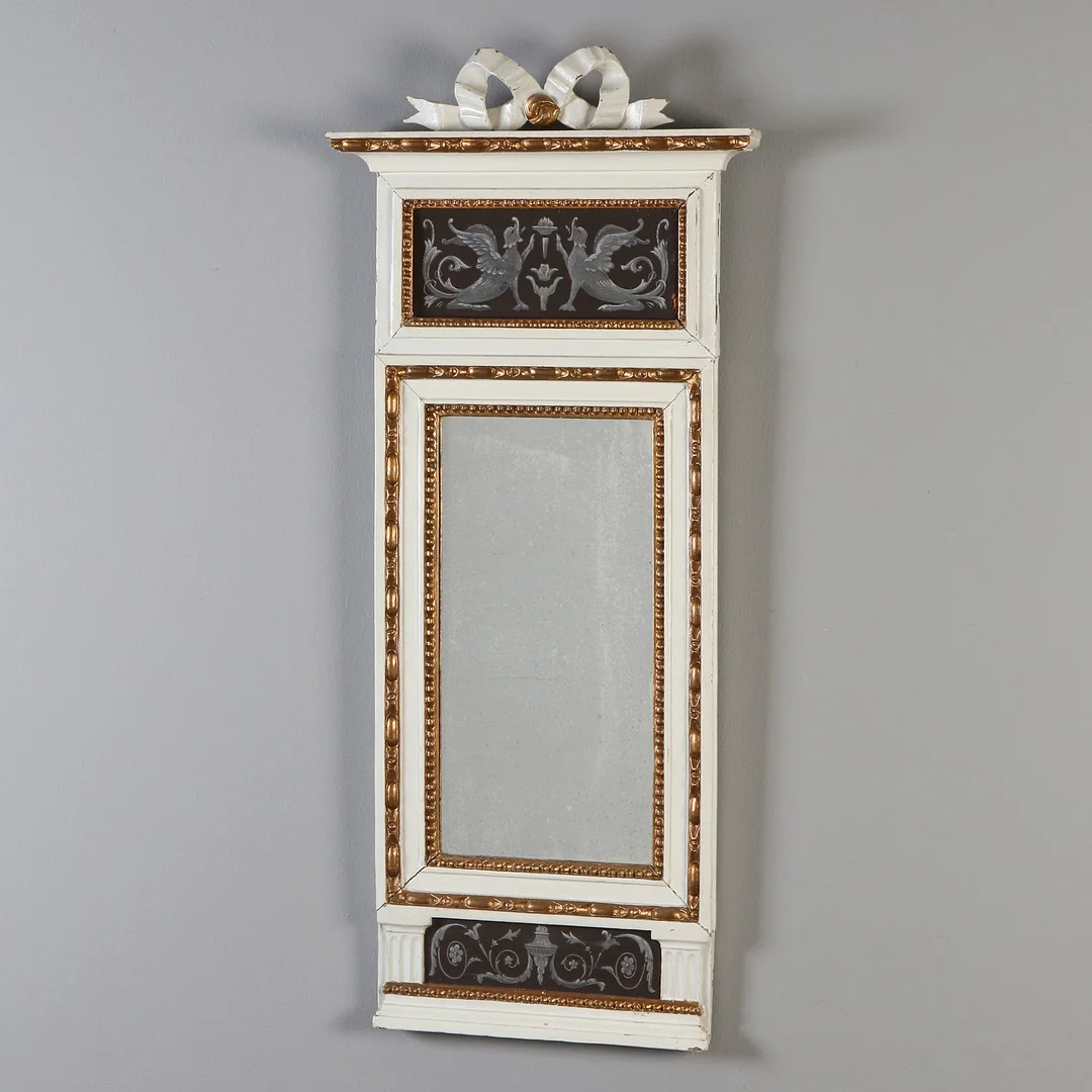 SPEGEL. Bronserat och vitmålat trä med akvarellmålade dekorfält, 18/1900-tal. — Mirrors — Skånes Auktionsverk
