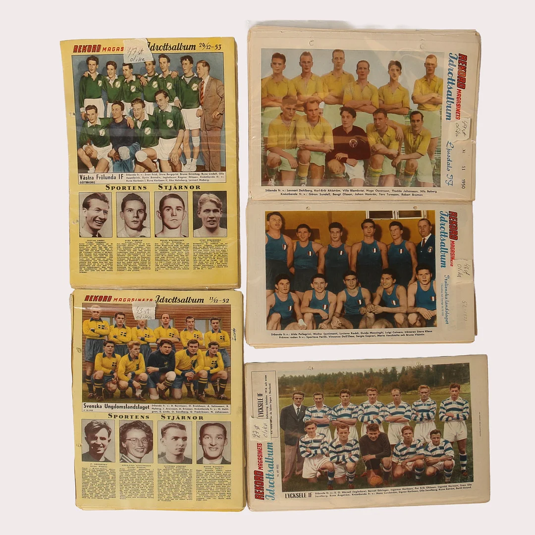 REKORDMAGASINET, Lagbilder inom idrott, 1950-1955 med totalt 212 olika bilder. — Sports memorabilia — Limhamns Auktionsbyrå