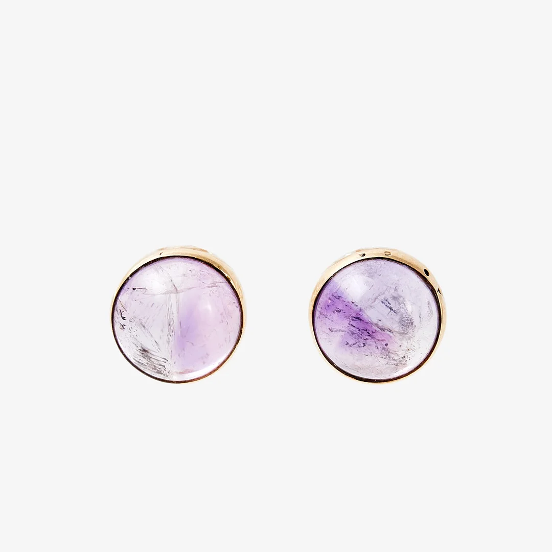 ÖRHÄNGEN, 1 par, 18 k guld, cabochonslipade ametister. — Earrings — Stockholms Auktionsverk Sickla