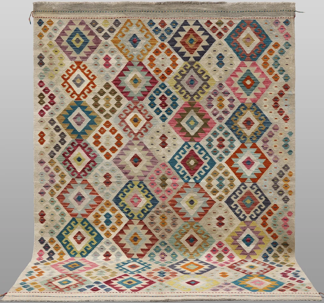 MATTA, "Kelim", 255 x 181 cm. — Persian Carpets & Textiles — Helsingborgs Auktionskammare