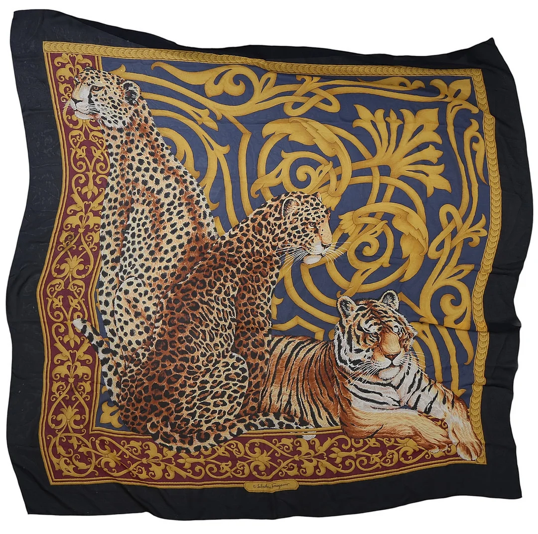 Printed silk scarf. — Textiles — Balclis