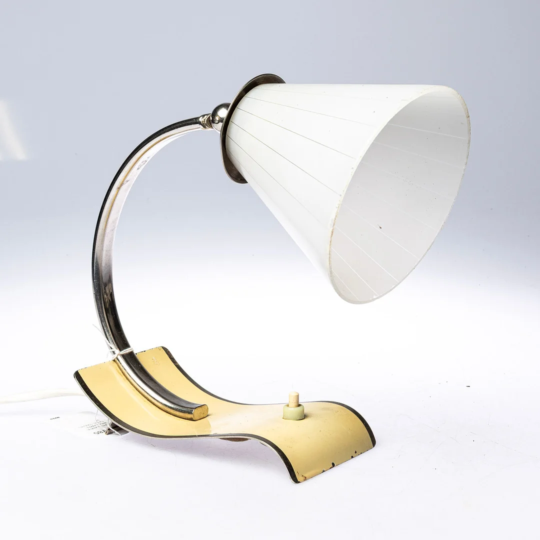 BORDSLAMPA / VÄGGLAMPA, funkis, 1930/40-tal. — Table Lamps — Handelslagret Auktionsservice