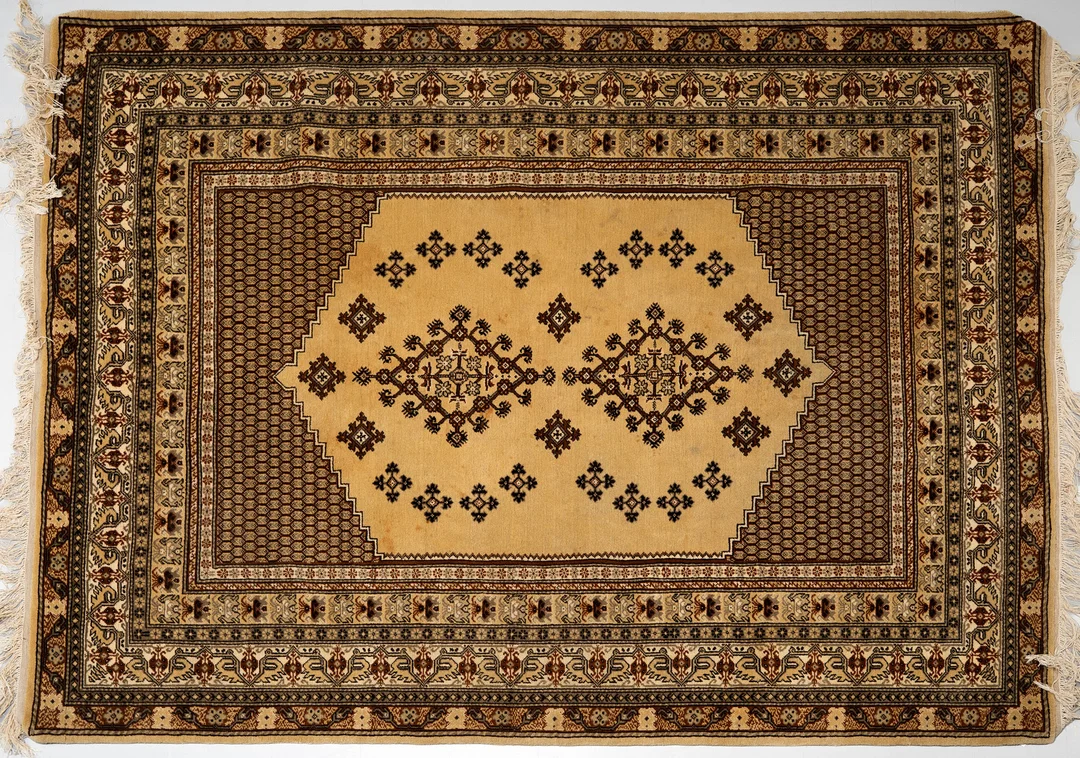 MATTA, Tunisien, ull, (172 × 225 cm). — Oriental Carpets & Textiles — Norrlands Auktionsverk