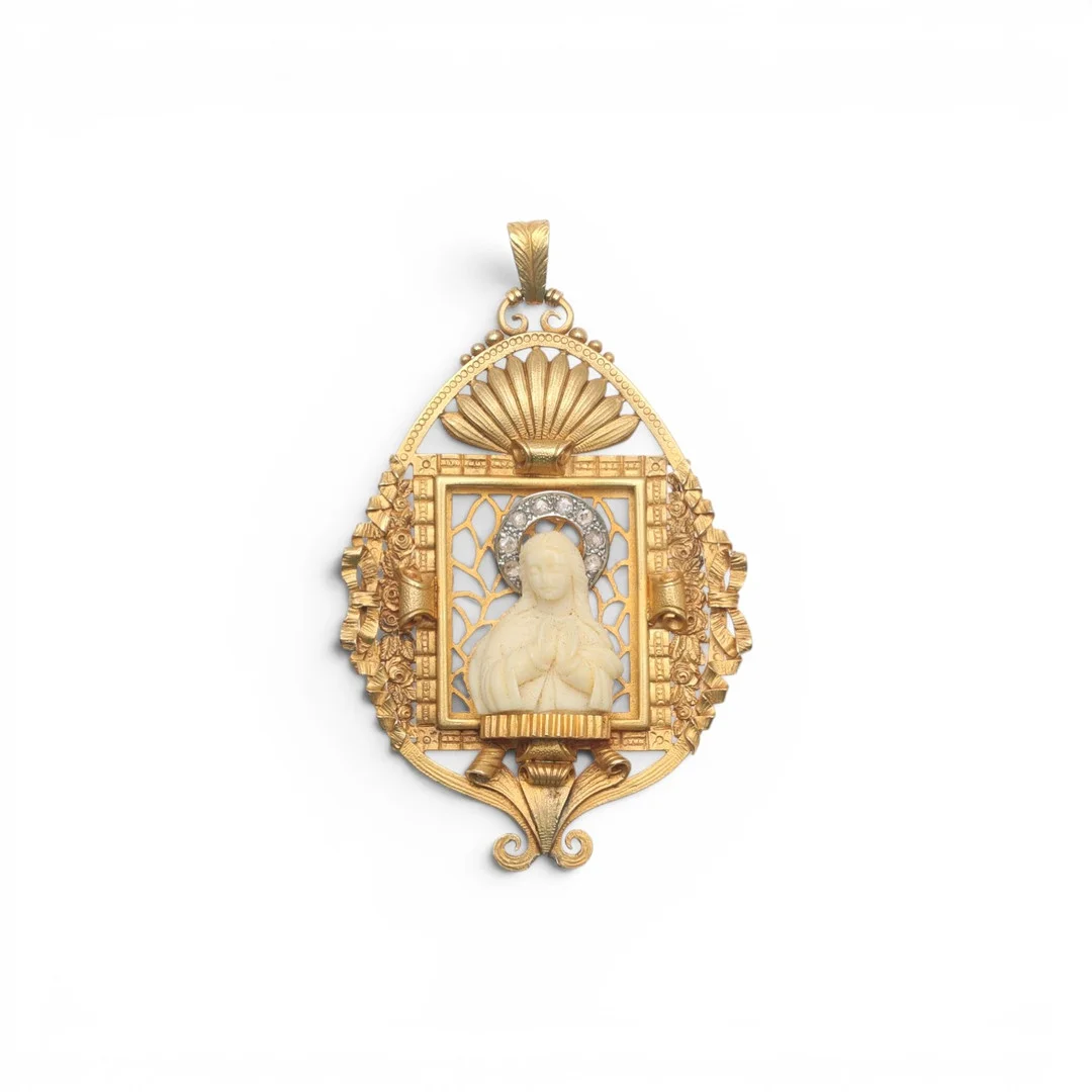 "Noucentista" devotional medal in gold, circa 1930. — Brooches & Pendants — Balclis