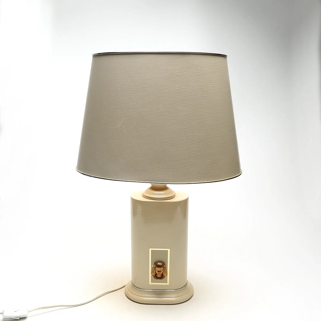 BORDSLAMPA, porslin, Egyptiskt motiv, modern. — Table Lamps — Kalmar Auktionsverk