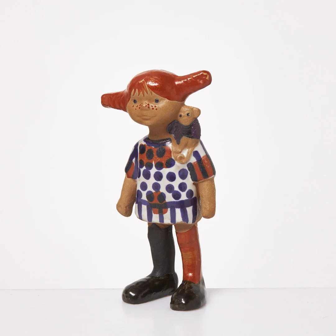 LISA LARSON. Pippi Långstrump, stengods, Gustavsberg. — European — Stockholms Auktionsverk Sickla