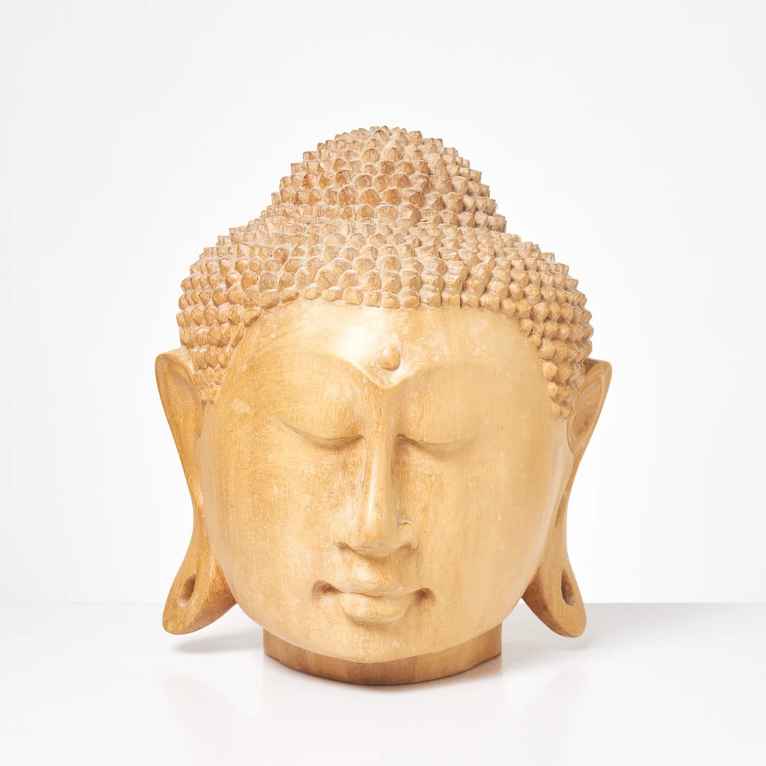 BUDDHA. Huvud, skuren i trä, modern. — Wood — Stockholms Auktionsverk Sickla
