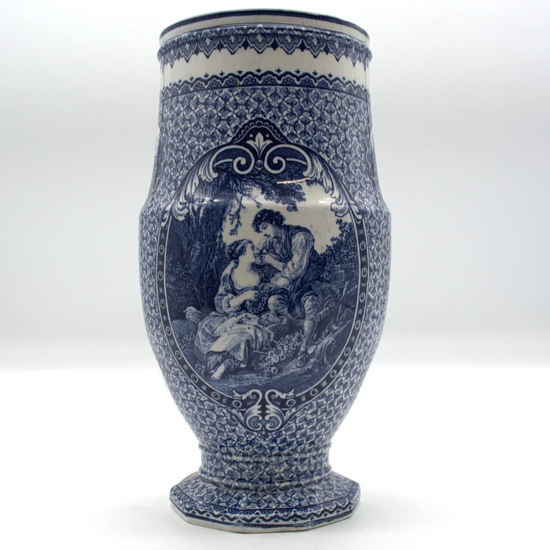 FRANZ ANTON MEHLEM BONN PORZELLANVASE. — European — Kunst- und Auktionshaus Kleinhenz