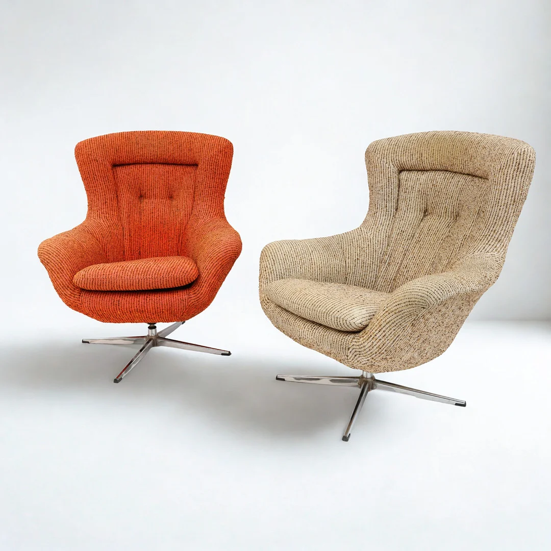 FÅTÖLJER ETT PAR, 1970-tal, kromade ben. Snurrbara. — Armchairs & Chairs — Falun Auktionsbyrå