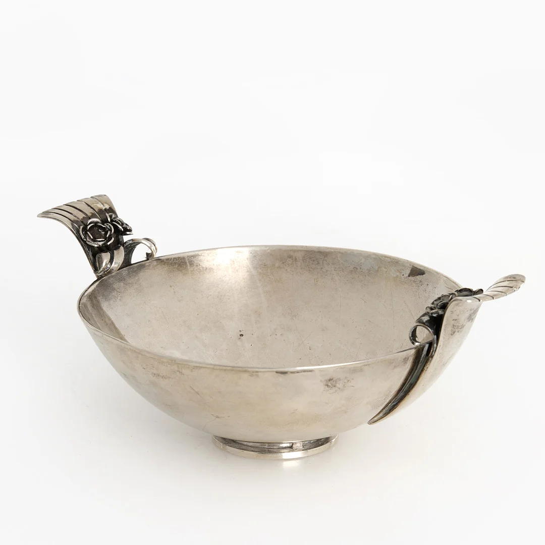 ATELIER BORGILA. Hänkelskål, silver, Stockholm 1935. — Silver — Crafoord Auktioner Stockholm
