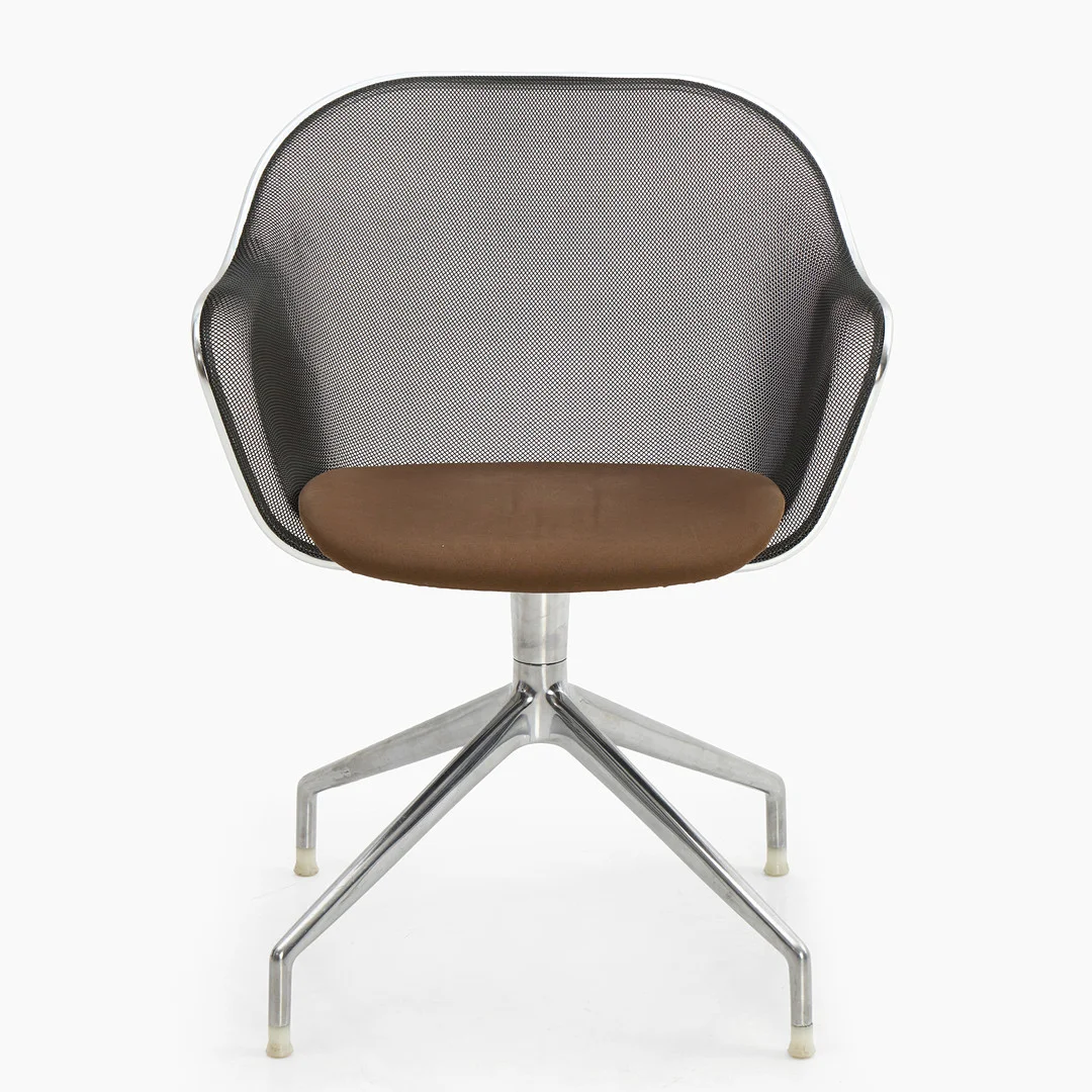 ANTONIO CITTERIO. "Iuta". Skrivbordsstol, B&B Italien. Modell formgiven år 2000. — Armchairs & Chairs — Crafoord Auktioner Stockholm