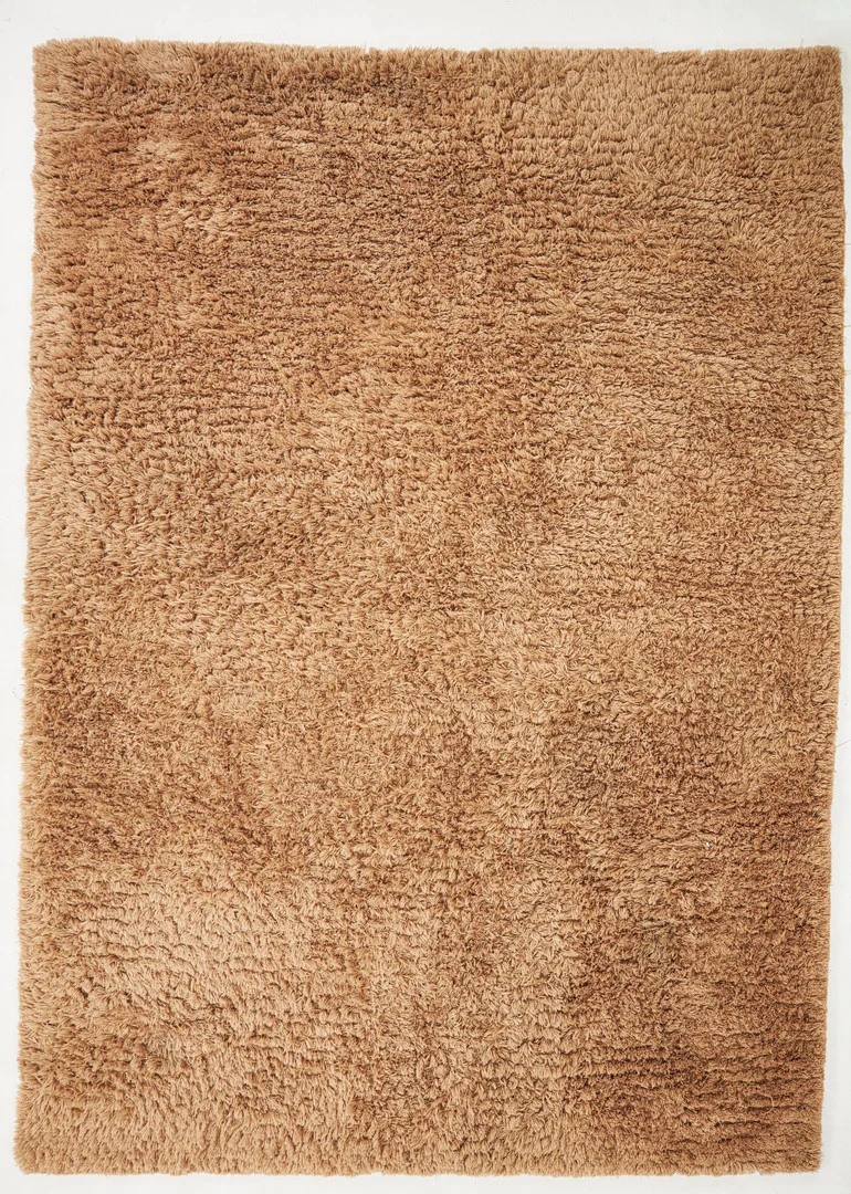 LAYERED, "Fallingwater", Nougat, ryamatta, samtida, ca 350 x 250 cm. — Carpets — Stockholms Auktionsverk Sickla