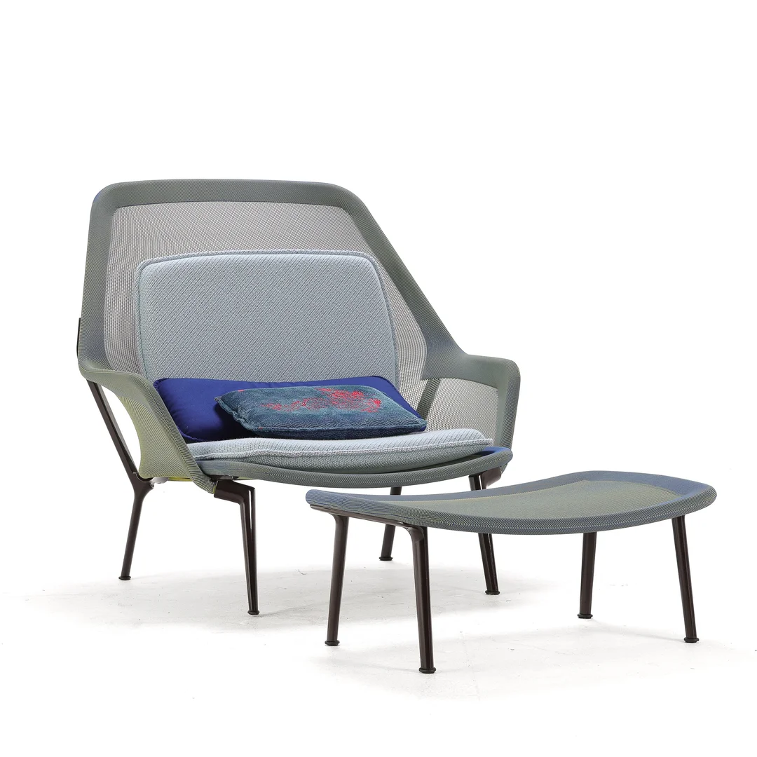 Ronan & Erwan Bouroullec for Vitra: Slow chair with stool — Furniture/Lounge chairs — Lauritz