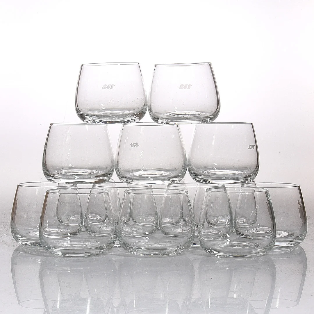 GLAS, 15 st, SAS, glas, 1900-talets andra hälft. — Art glass — Stadsauktion Sundsvall