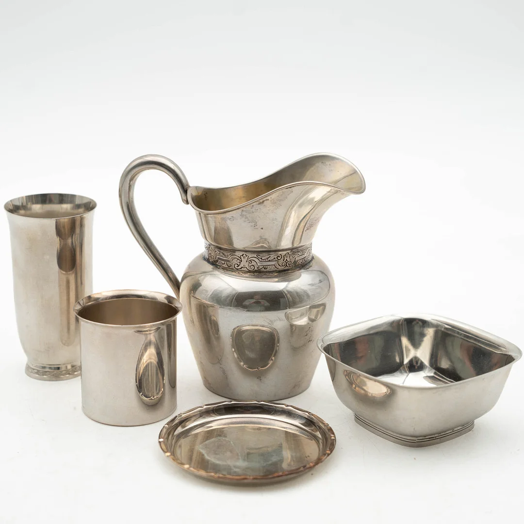 SILVERFÖREMÅL. Stämplade 1900-tal (5st). — Silver — Norrlands Auktionsverk