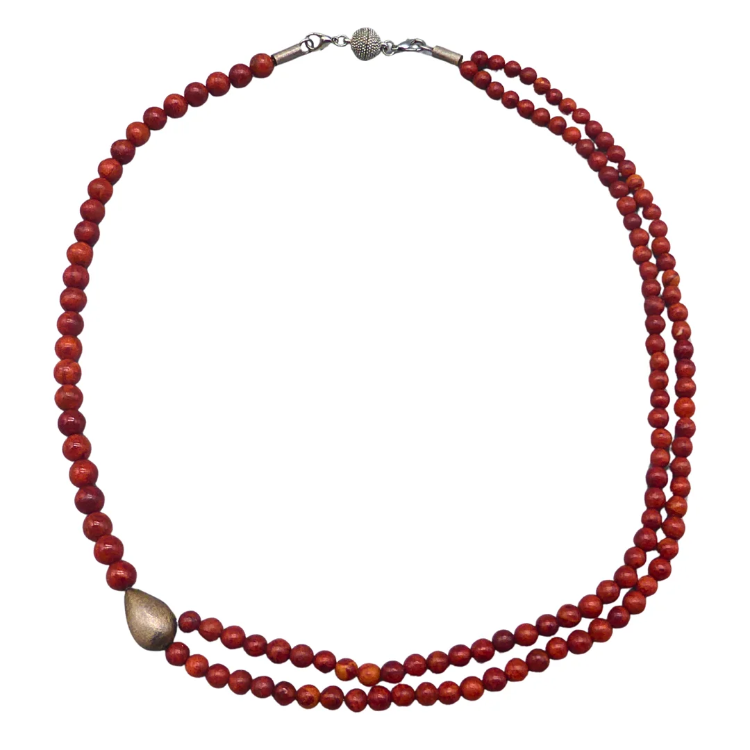 ZWEIREIHIGE PERLENKETTE MIT TROPFENFÖRMIGEM ANHÄNGER. — Necklace — Auktionshaus Stuber's Hammerschlag