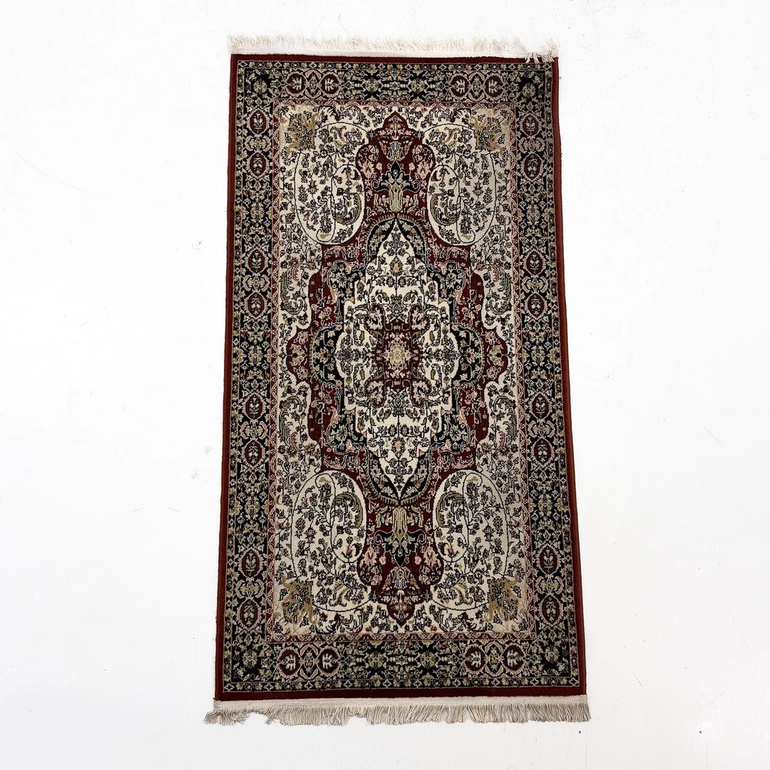 MATTA, orientaliskt mönster, 1900 tal. — Oriental Carpets & Textiles — TOKA Auktionshus