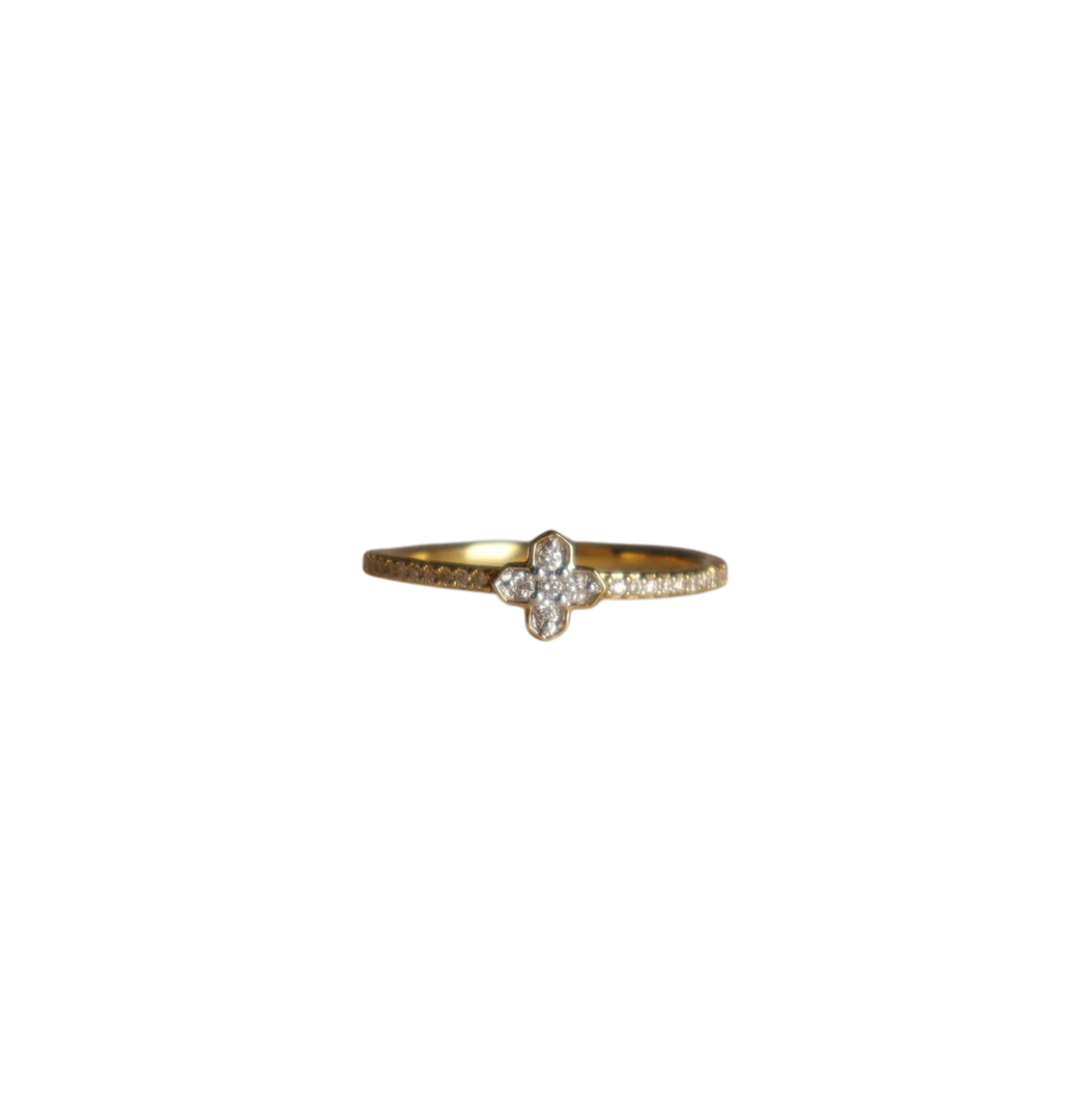 Anillo en oro de 18K y diamantes. — Rings — Barcelona Auctions