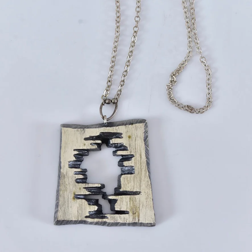 HALSKEDJA, med hänge, Karl Laine, sterlingsilver Finland. — Necklace — Halmstads Auktionskammare