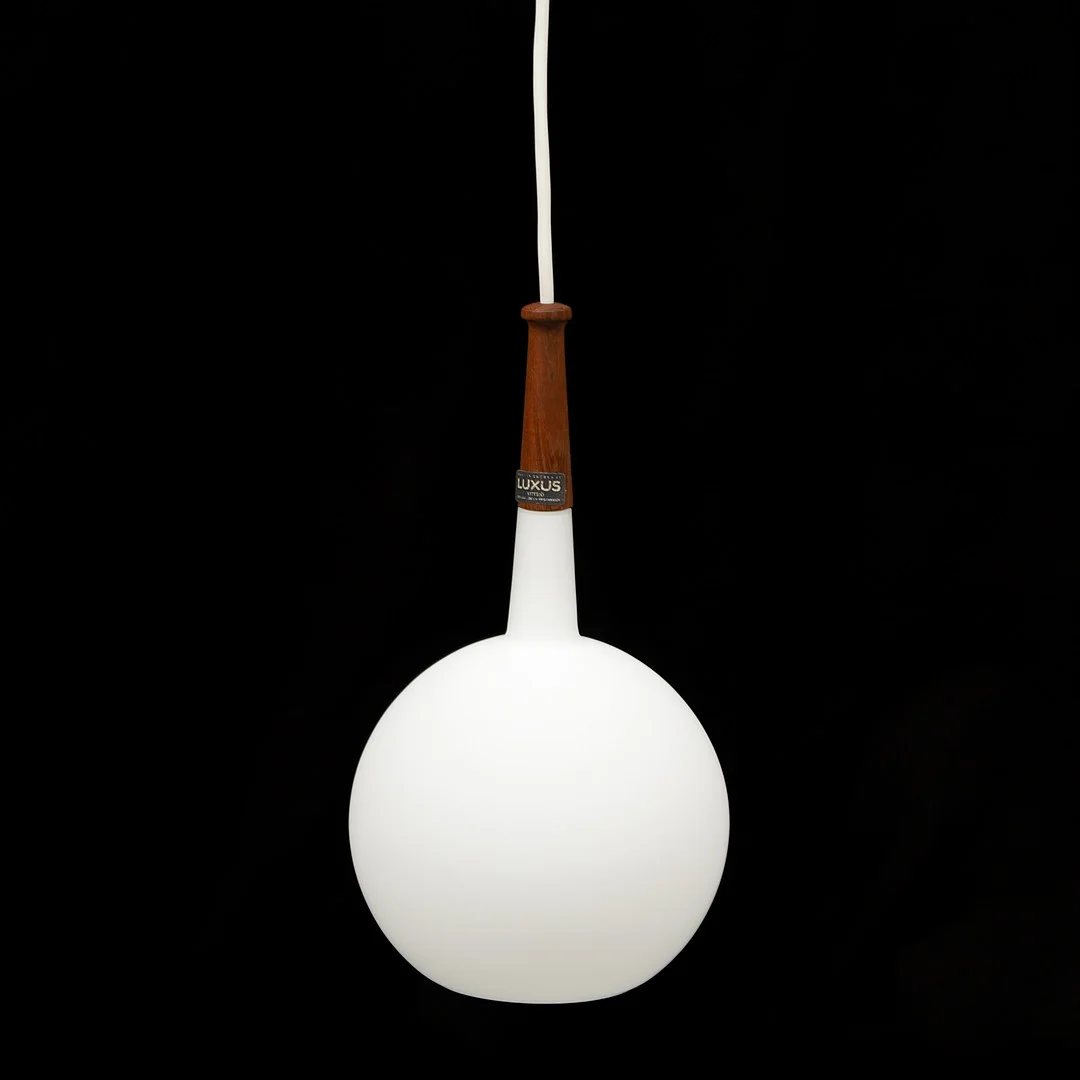 UNO & ÖSTEN KRISTIANSSON. Fönsterlampa, Luxus, Vittsjö. — Ceiling lights — Crafoord Auktioner Malmö