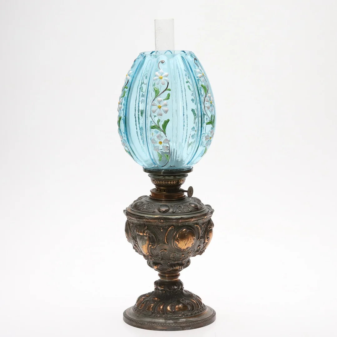 BORDSFOTOGENLAMPA, mässing, glas, 1900-talets början. — Other lighting — Örebro Stadsauktioner